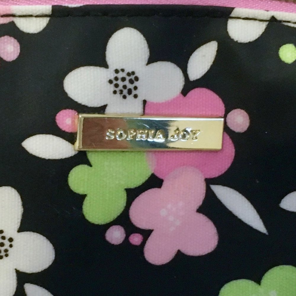 NWOT Sophia Joy floral black zip cosmetic case